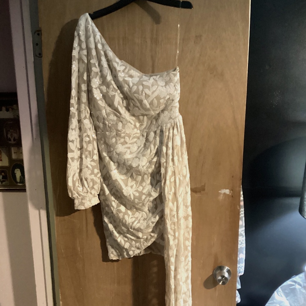 Women’s dress